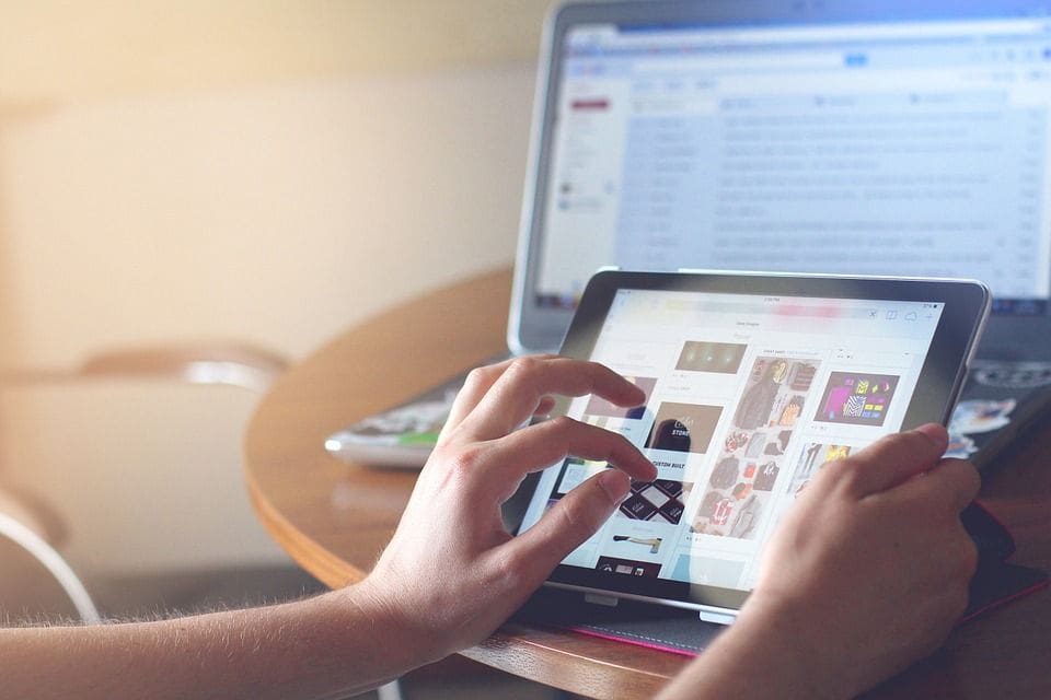 What is a Social Media Kit & Why Do I Need One? 1 Screens