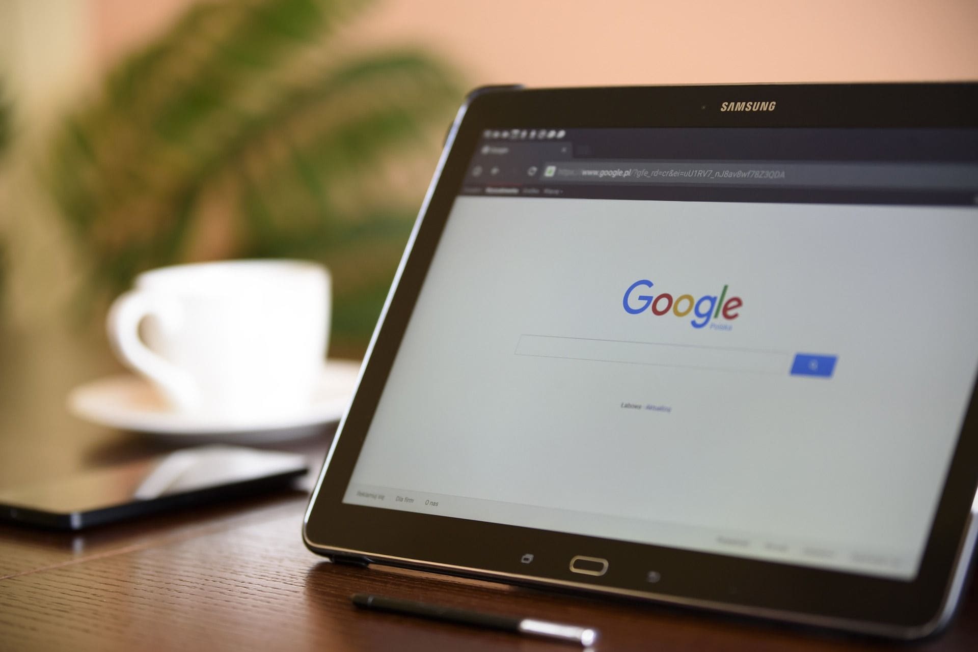 Long-Tail Keywords 1 Google search on device